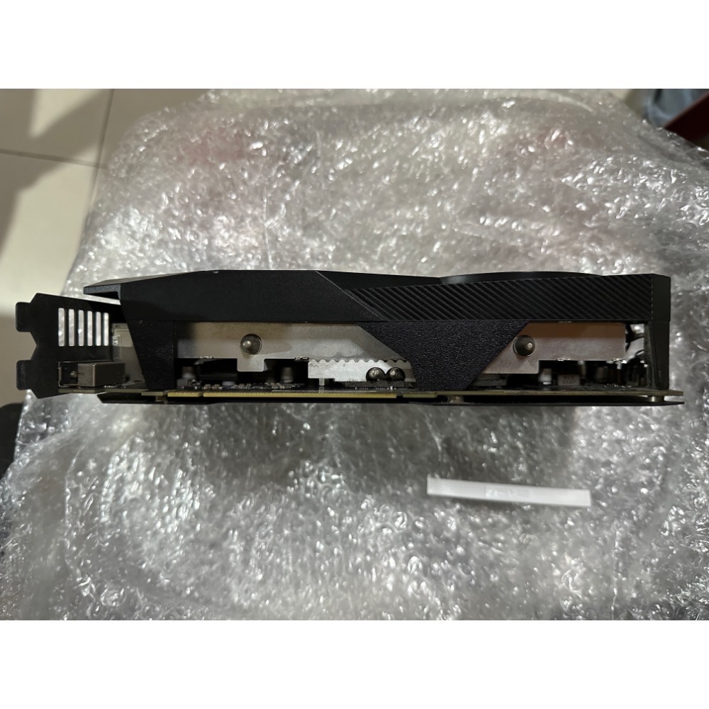 ASUS DUAL RTX2060 6G EVO-細節圖3