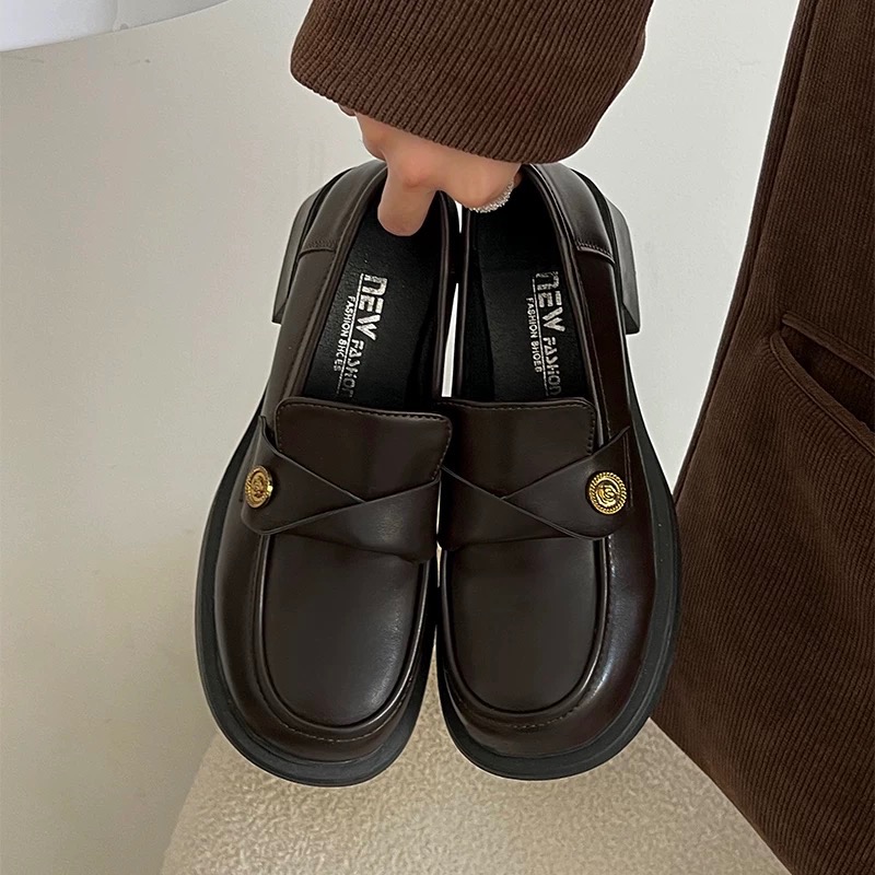 高級感復古氣質皮鞋-細節圖4