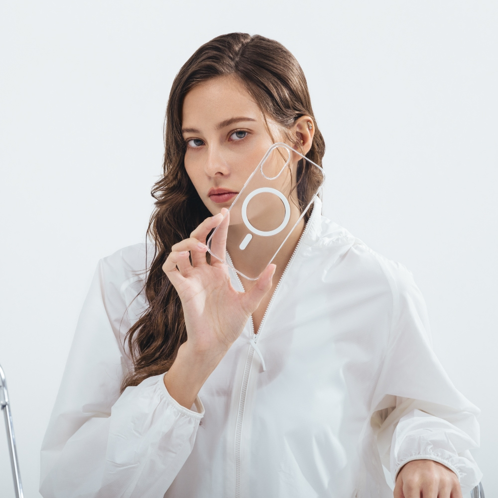 MAGEASY Cryst M 超輕薄不發黃透明殼 iPhone 17 (支援 MagSafe 全系列配件)-細節圖9