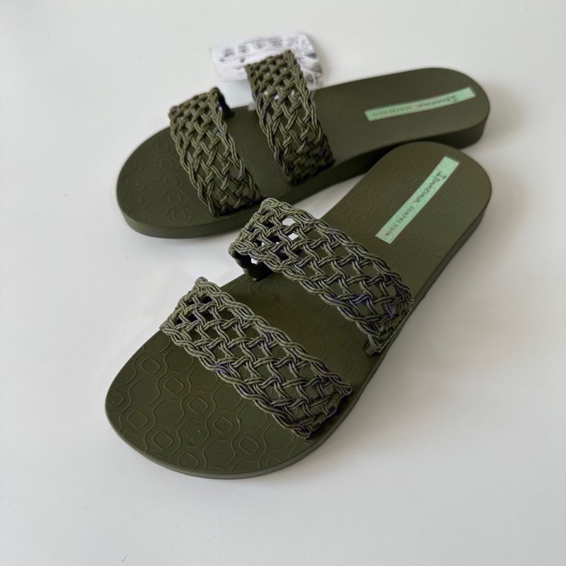 《現貨》 IPANEMA 女生RENDA SLIDE 藤編風 網狀編織 雙帶設計 / FEEL NOVA 交叉造型 拖鞋-細節圖8