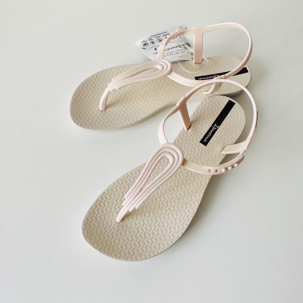 《現貨》IPENAMA CLASS POP IV 女生 WOMEN 涼鞋（水滴鏤空造型 T字 夾腳涼鞋）-細節圖3