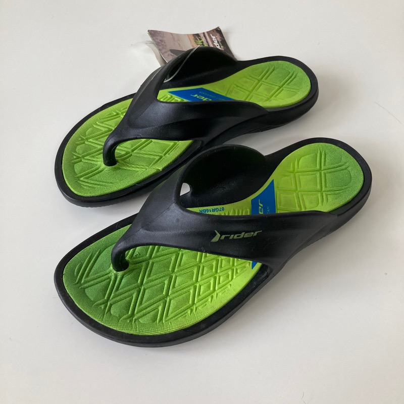 《現貨》RIDER CAPE KIDS 男童 拖鞋（巴西純色 寬版 波浪紋 軟墊 夾腳拖鞋）-細節圖3