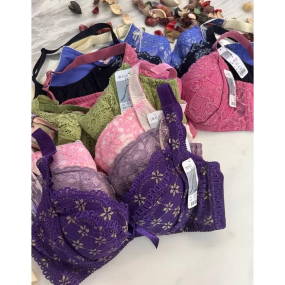 『利好』快速出貨 零碼出清💰 C.D罩杯 降價款 台灣製 高檔內衣特價款 寬版 三排扣 軟杯👍-細節圖2