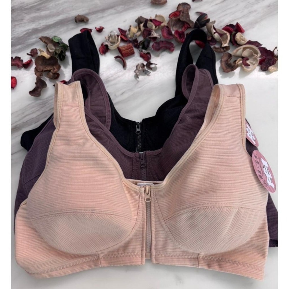 『利好』快速出貨 C.D罩杯 無鋼圈 前扣內衣 拉鏈款➡️無墊背心款 輕薄舒適 親膚好穿脫❤️#2149-細節圖4