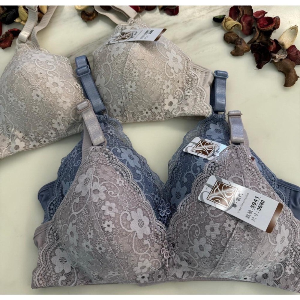 『利好』快速出貨 B罩杯 無鋼圈內衣➡️包覆集中 服貼舒適👍微墊0.5公分❤️雙排扣#5941-細節圖5