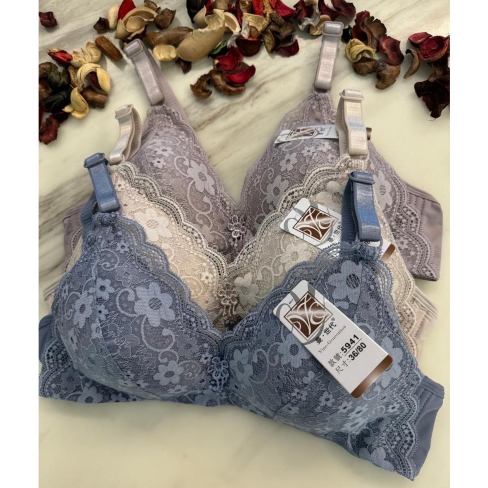 『利好』快速出貨 B罩杯 無鋼圈內衣➡️包覆集中 服貼舒適👍微墊0.5公分❤️雙排扣#5941-細節圖6