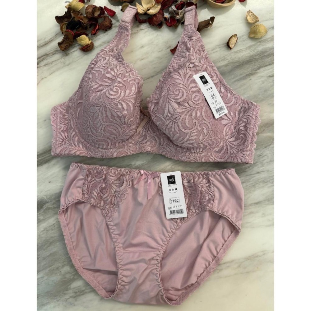 『利好』快速出貨 D罩杯 無墊款內衣➡️全包式 親膚舒適 輕薄透氣 穩定不跑👍3排扣❤️#2127-細節圖5