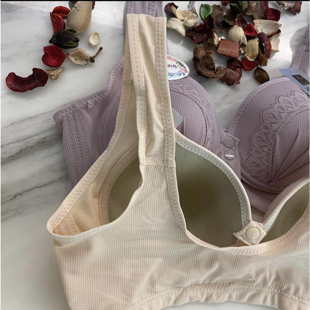 『利好』快速出貨 D罩杯 無鋼圈 前扣款 大C罩杯也適合❤️背心式 薄襯內衣（0.7公分）❤️#8062-細節圖3