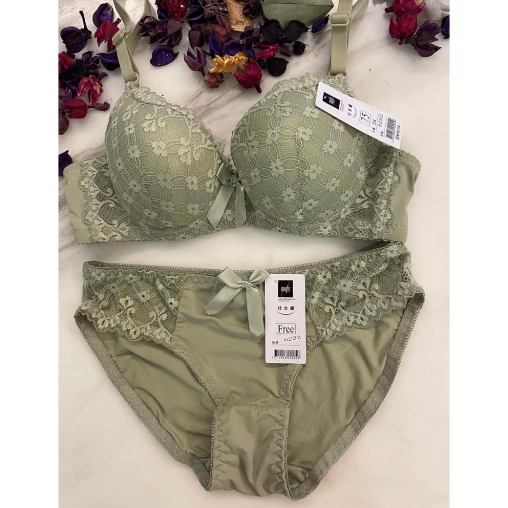 『利好』快速出貨  A-小B罩杯 軟鋼圈✅下厚上薄2公分✅簡約蕾絲點綴👍#6292-細節圖3