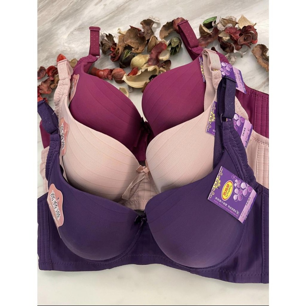 『利好』快速出貨 大D-小E罩杯 光滑面、無痕內衣‼️薄襯不悶熱‼️高脅邊 加高設計 包覆🥰#13665-細節圖7