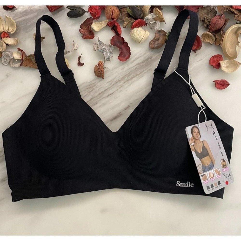 『利好』 後扣款內衣 一片式乳膠內襯➡️透氣不悶熱 不易變形👍緊實布料 不鬆垮👍穩定高 質感好 簡約時尚#2218-細節圖5