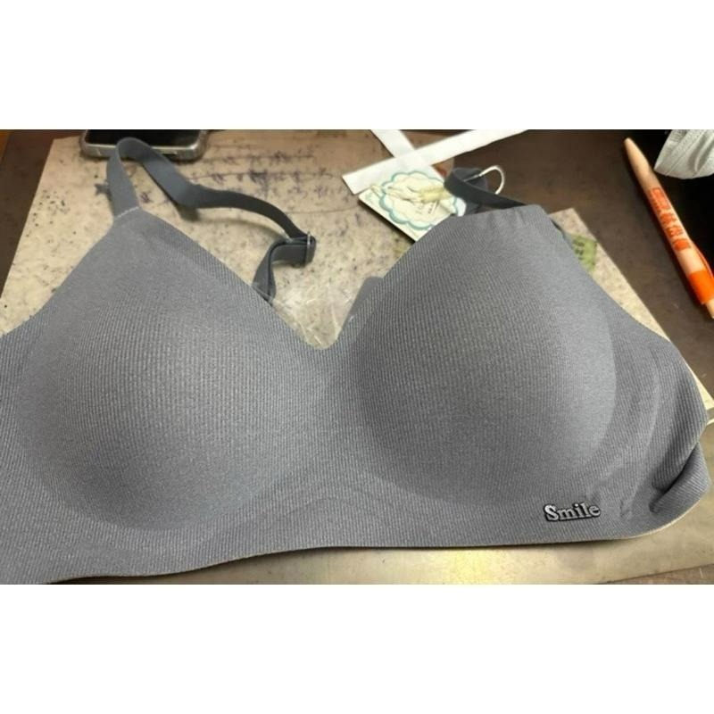 『利好』 後扣款內衣 一片式乳膠內襯➡️透氣不悶熱 不易變形👍緊實布料 不鬆垮👍穩定高 質感好 簡約時尚#2218-細節圖9