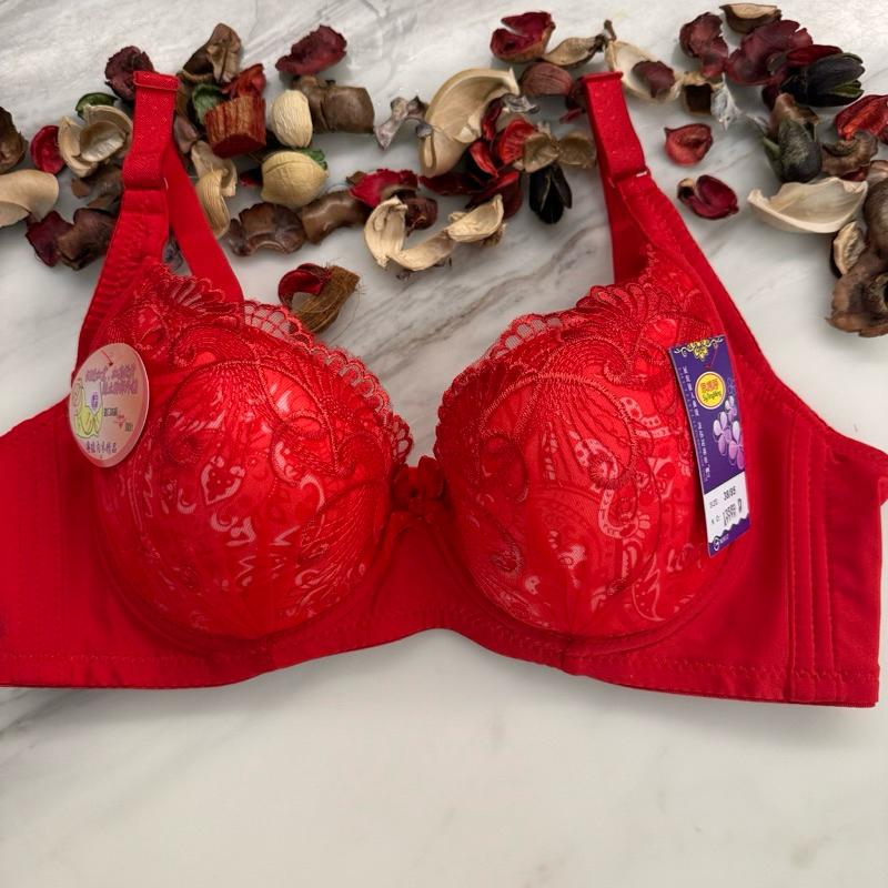 『利好』快速出貨 🔥新色上架🔥D罩杯 立體薄襯內衣（一體成型）寬版3排扣#13588-細節圖9