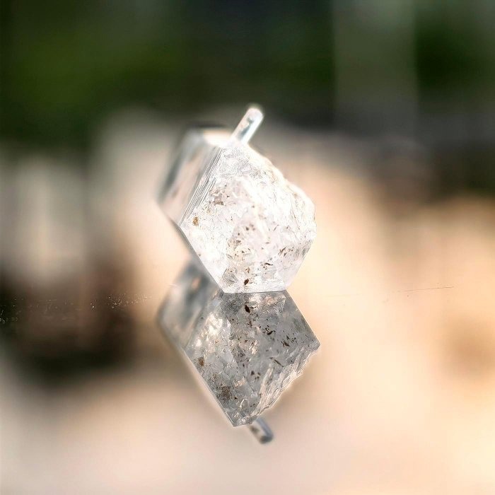 ╭＊一圖一物＊╮ 天然閃靈鑽原礦 長29.6mm 水晶 礦石 晶礦-細節圖5