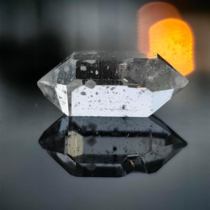 ╭＊一圖一物＊╮ 天然閃靈鑽原礦 長25.9mm 水晶 礦石 晶礦-細節圖2