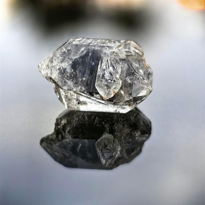 ╭＊一圖一物＊╮ 天然閃靈鑽原礦 長20.5mm 水晶 礦石 晶礦-細節圖2