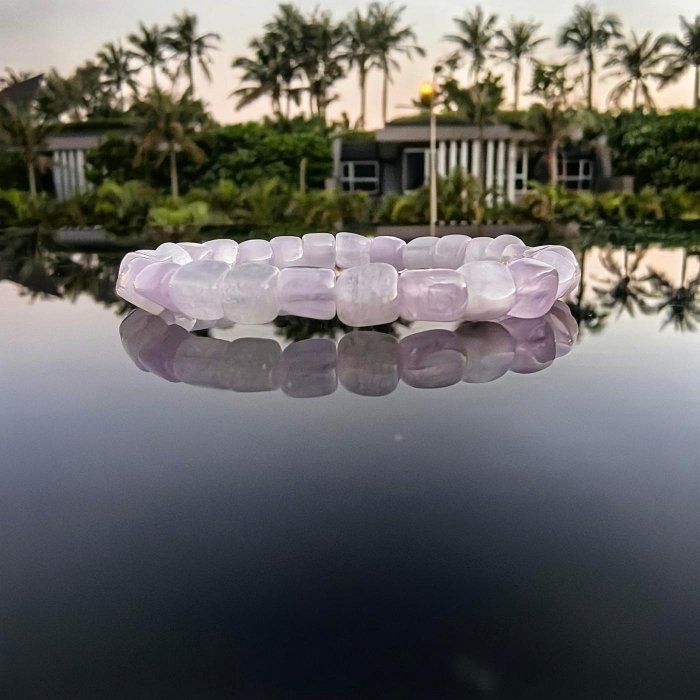 ╭＊彩糖＊╮純天然貓眼彩鋰輝手鍊 6mm 手圍15 心輪和頂輪 水晶 手串 水晶皇后-細節圖8