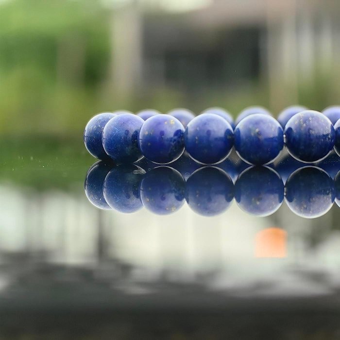 ╭＊一圖一物＊╮純天然青金石手串8.4mm 手圍15 水晶 礦石 手串 虎眼石-細節圖2