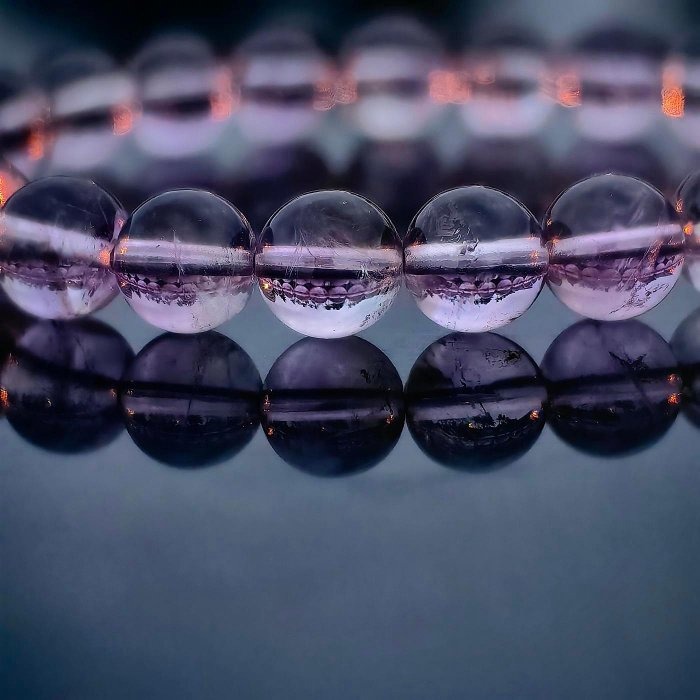 ╭＊穿越。永凝＊╮天然巴西紫水晶手鍊 8.6mm 手圍16 玻璃體 手串 紫晶 水晶 晶礦-細節圖3