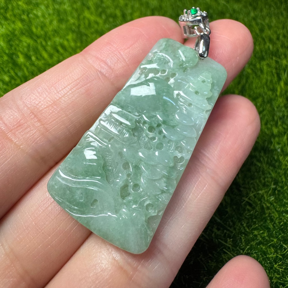 [買太多出清] 天然緬甸 A 貨翡翠 迷你小山水 水山牌 胸懷天下-細節圖3