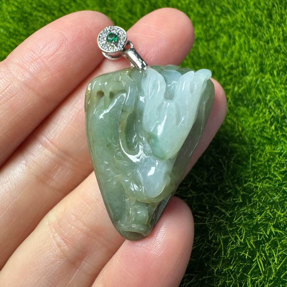 [ 特價出清] 天然緬甸 A 貨翡翠 小龍牌 俏色巧雕 白龍 雙彩-細節圖5