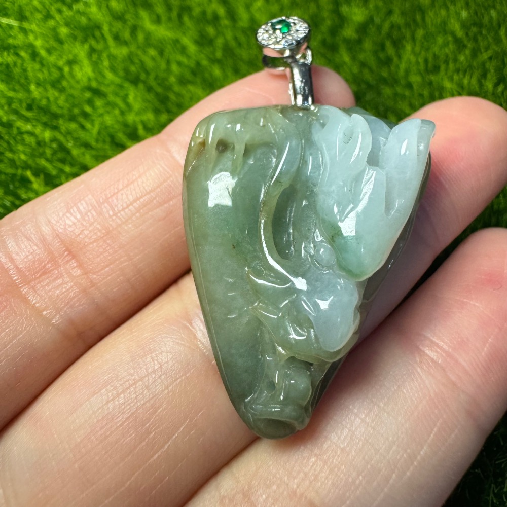 [ 特價出清] 天然緬甸 A 貨翡翠 小龍牌 俏色巧雕 白龍 雙彩-細節圖7