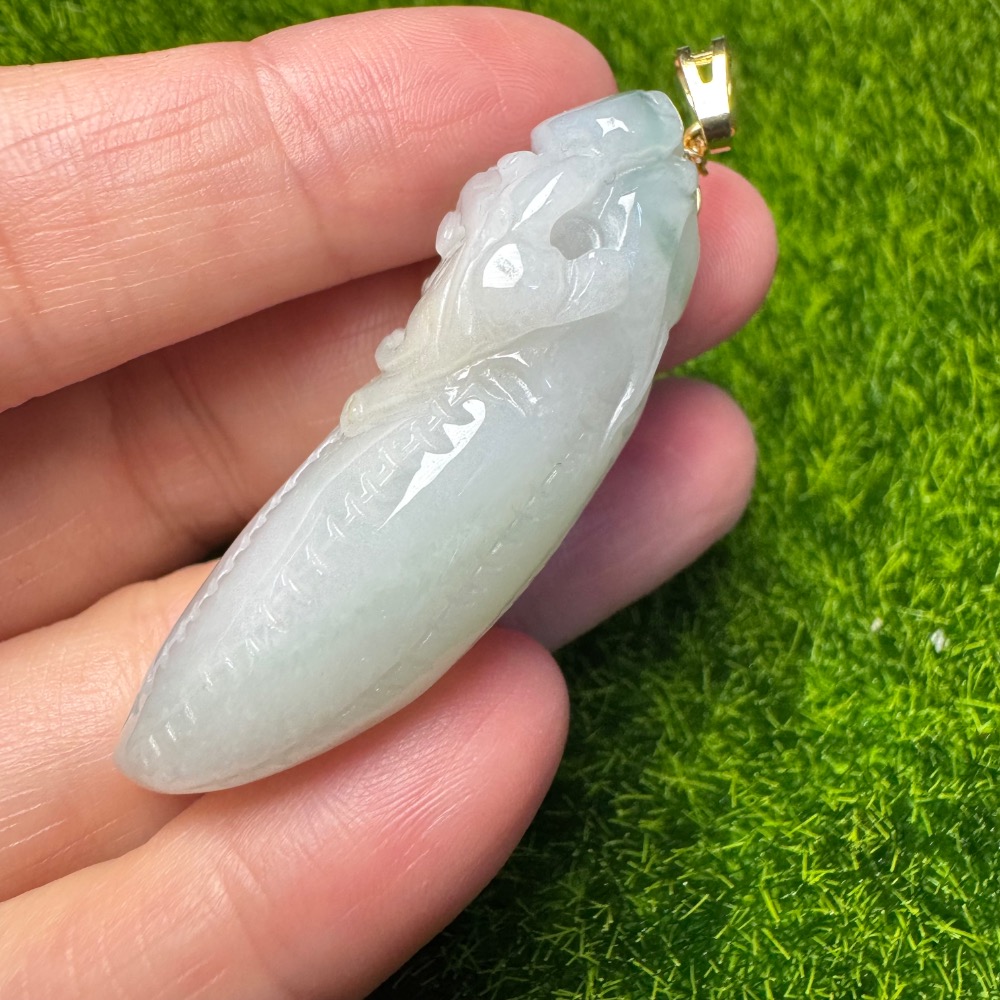 [ 特價出清] 天然緬甸 A 貨翡翠  福瓜 特色件 如意 圓潤飽滿 立體雕功-細節圖6