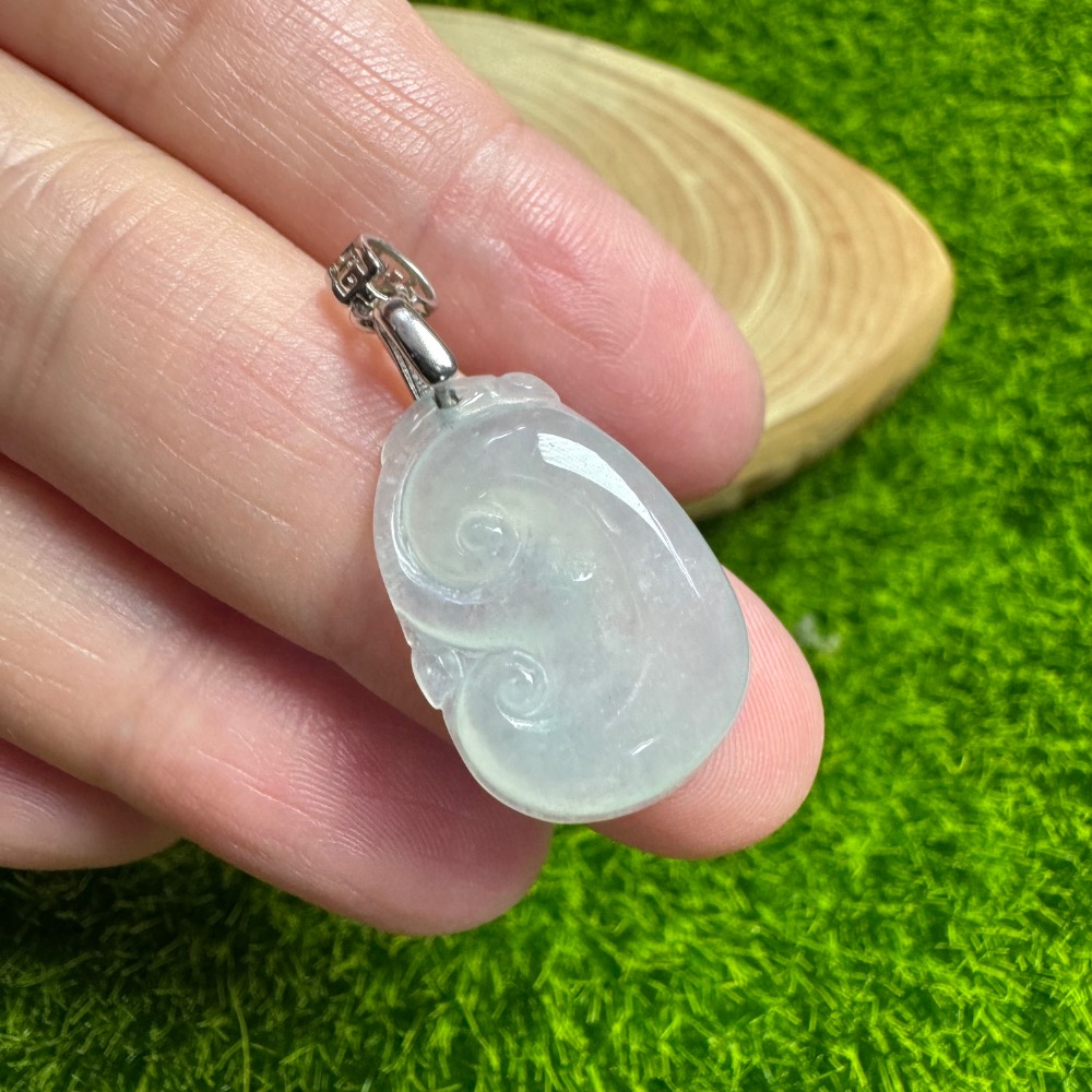 [ 收藏精品] 天然緬甸 A 貨翡翠 冰種小如意  含 s925 銀扣頭-細節圖2