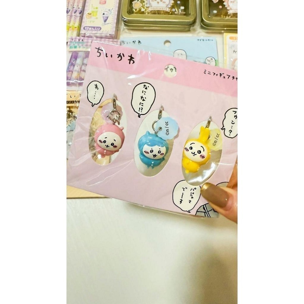 ＊DDJP小舖＊ 日本限定 吉依卡哇 吉伊卡哇 文具套組禮盒 文具組 2B鉛筆 筆蓋 迴紋針 吊飾 鑰匙圈 磁鐵 鉛筆盒-規格圖11