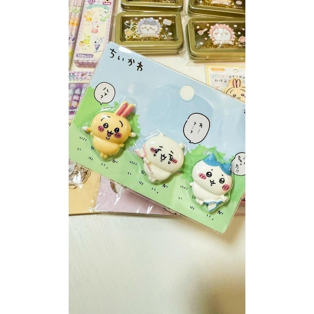 ＊DDJP小舖＊ 日本限定 吉依卡哇 吉伊卡哇 文具套組禮盒 文具組 2B鉛筆 筆蓋 迴紋針 吊飾 鑰匙圈 磁鐵 鉛筆盒-規格圖11