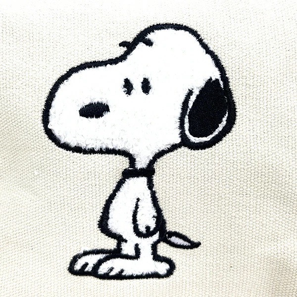 ＊DDJP小舖＊日本正版 snoopy史努比 歐拉夫 刺繡船型拉鍊包 素面款 英倫格紋款 化妝包 拉鍊包 收納小包 收納-細節圖5