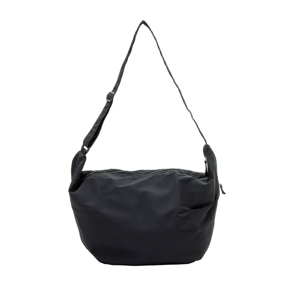 ＊DDJP小舖＊日本限定 3coins 防潑水肩背包 單肩包 斜背包 大容量防潑水側背包 素面斜背包 黑色 米色-細節圖4