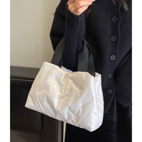 👜✨ 歐美感必收 ✨亮面腋下包-細節圖3