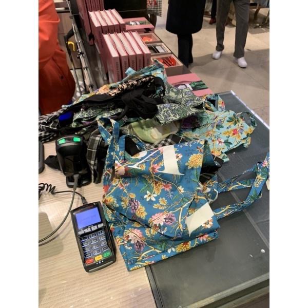 『英國代購🇬🇧/現貨』V&A Museum 維多利亞美術館 帆布包 帆布袋 倫敦 VA 托特包 千鳥格 千鳥紋 睡蓮-細節圖8