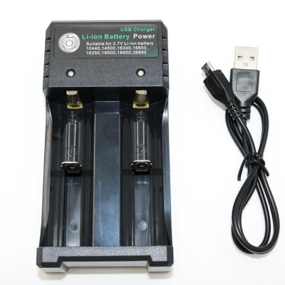 電池充電器 18650 26650 充電器 USB接口 快速充電 智能充電 四槽 雙槽