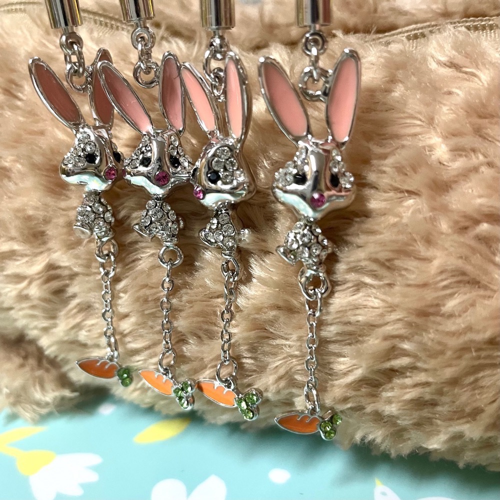 特價-施華洛世奇水鑽兔兔紅蘿蔔 吊飾 吊墜 （專櫃絕版）可取下當項鍊吊墜使用 超級美-細節圖2