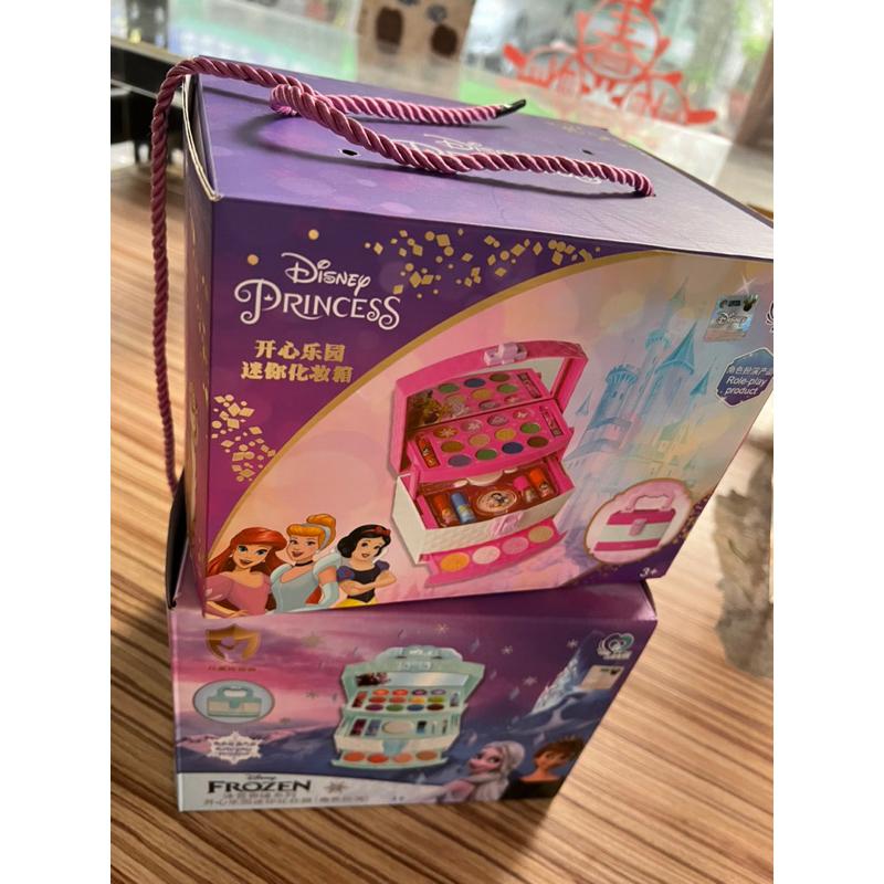 台灣現貨 迪士尼正版 化妝箱 ！豐富配件 兒童指甲油安全無毒 兒童化妝 兒童彩妝 冰雪奇緣化妝箱送立體貼紙公主化妝-細節圖6