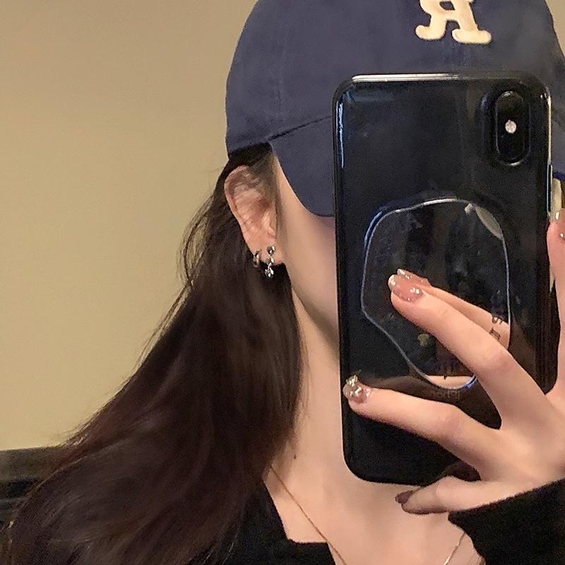 甜酷黑愛心四件套耳環2022年新款潮小眾設計感高級耳飾女耳釘套裝-細節圖5