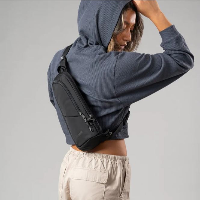 [雙和專賣店]Pacsafe® V Action 防盜側背包 胸背包 2.5L/60161130/黑-細節圖3