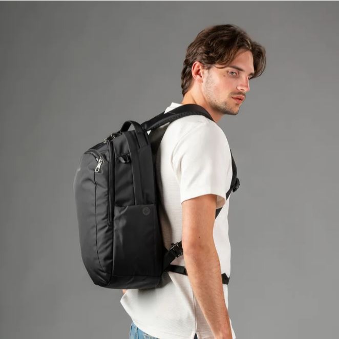 [雙和專賣店]Pacsafe® V 防盜旅行後背包 26L/61125130/黑-細節圖6