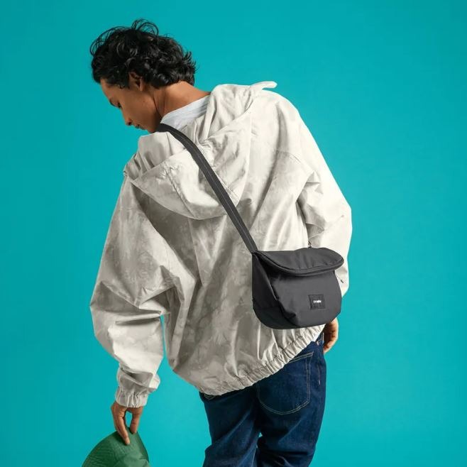 [雙和專賣店]Pacsafe Go 隨行防盜可擴充斜背包 4.5L/35140130/黑-細節圖7