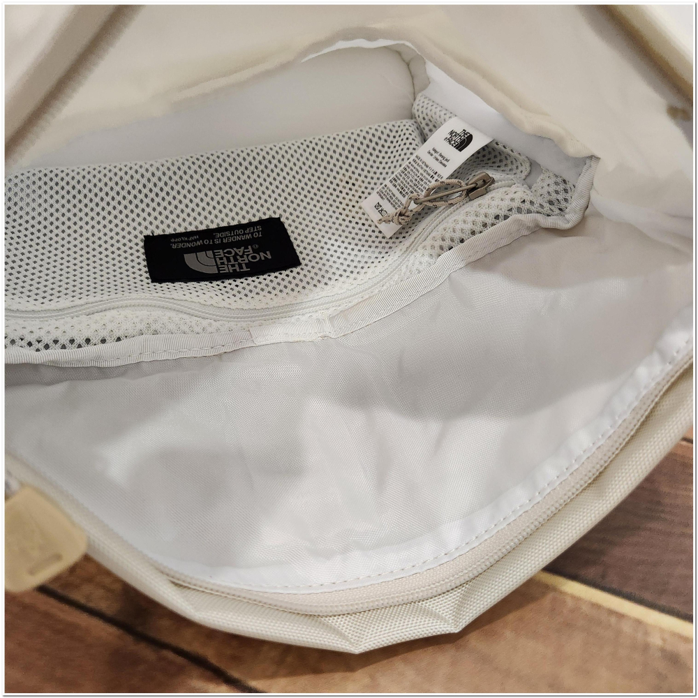 [雙和專賣店] THE NORTH FACE BC輕便隨身斜背包/8BK6/白卡其-細節圖7