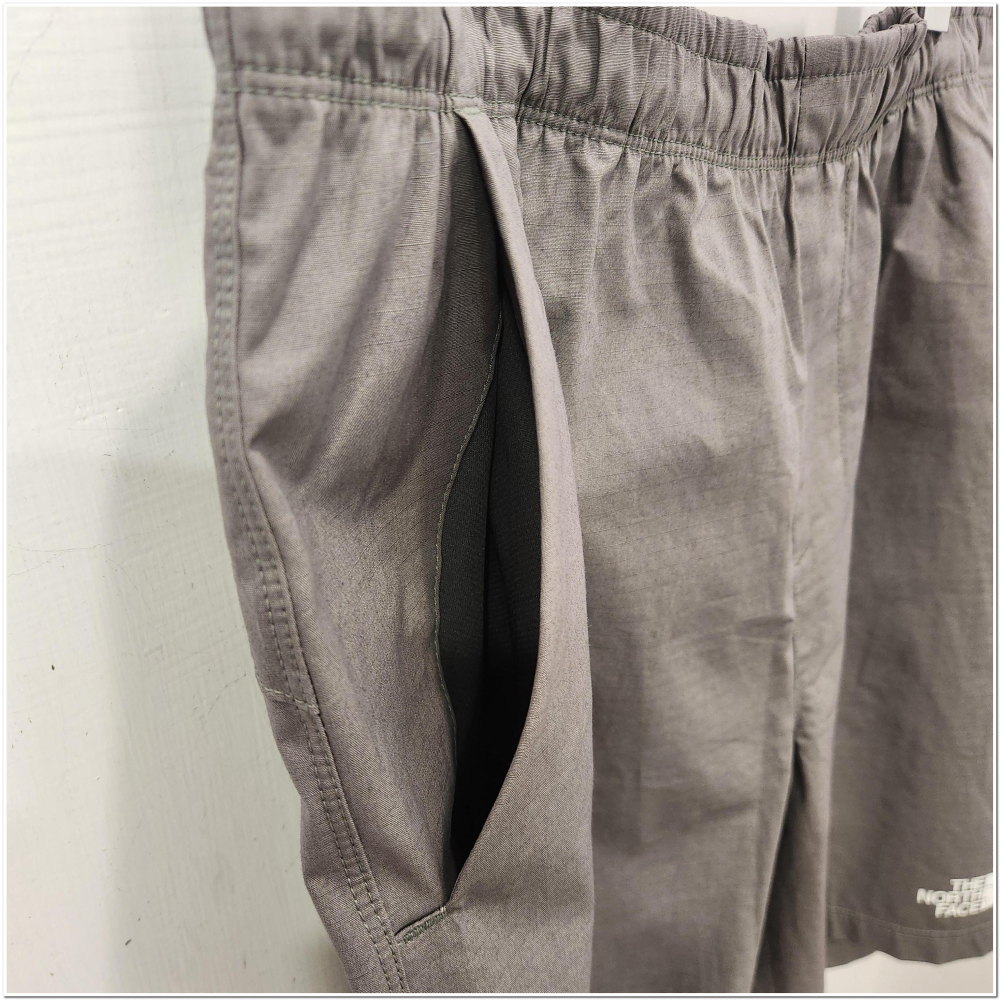 [雙和專賣店] THE NORTH FACE 男 彈性休閒短褲/8BTC/煙燻灰-細節圖3