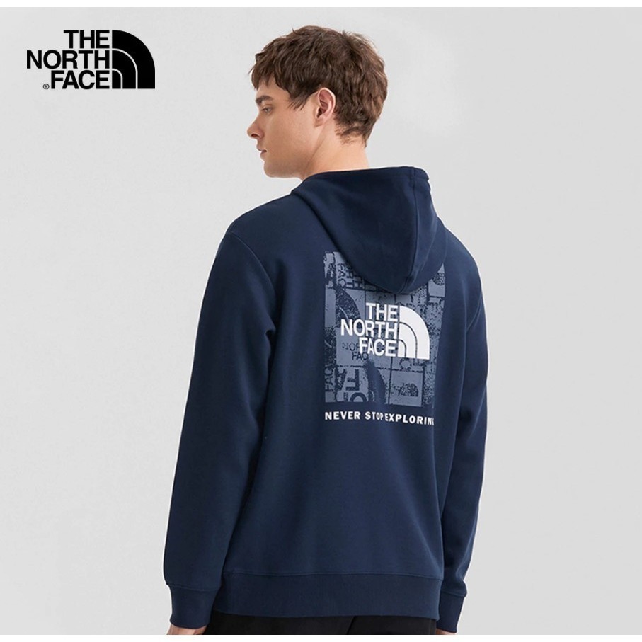 (男)【THE NORTH FACE】背部品牌設計印花寬鬆連帽大學T-深藍色 NF0A7QV28K2-細節圖2