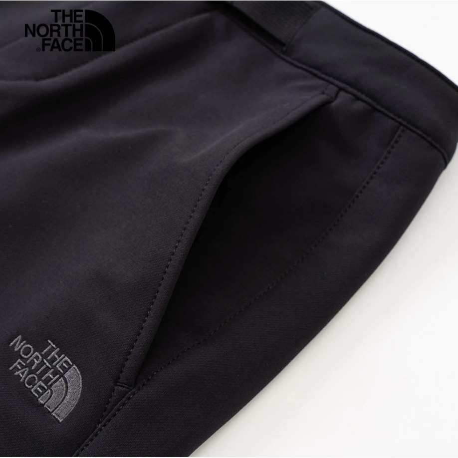 (女)【THE NORTH FACE】防風防潑水戶外休閒長褲-黑色 NF0A7QSPJK3-細節圖5