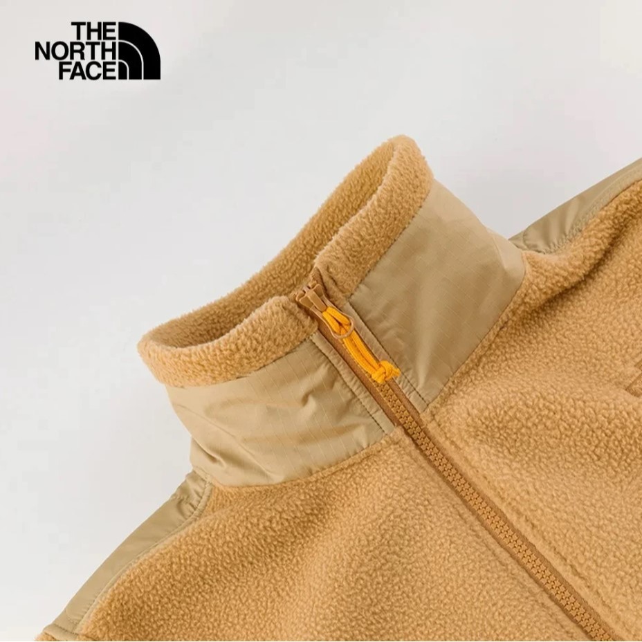 (女)【THE NORTH FACE】舒適保暖大口袋立領抓絨外套-卡其色/藍色-細節圖3