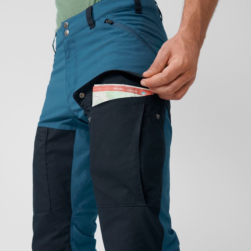 (男)【北極狐Fjallraven】Abisko Midsummer 拼接彈性長褲 藍  81152R-534-555-細節圖6