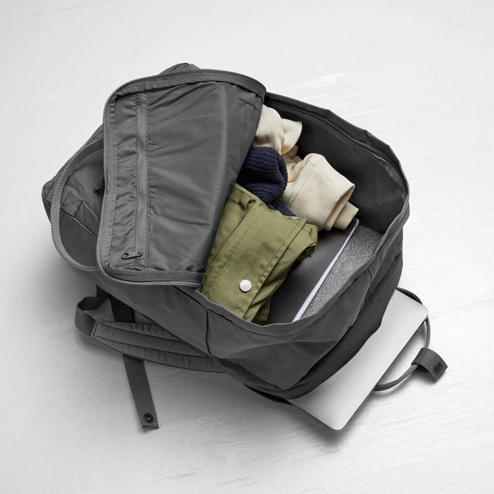 【北極狐Fjallraven】Kånken Laptop 17 筆電包-黑色 23525-550-細節圖3