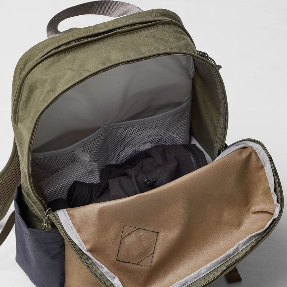 【北極狐Fjallraven】Vardag Backpack 17L後背包-煤炭黑/綠黏土 23200300-細節圖8