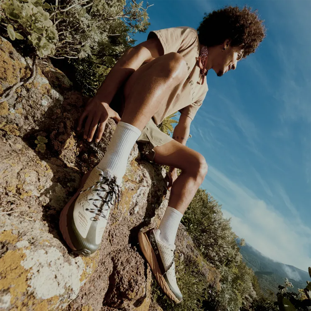 (男)【MERRELL】AGILITY PEAK 5 GTX輕量戶外越野跑鞋(黃金大底)-卡其灰 ML067749-細節圖6